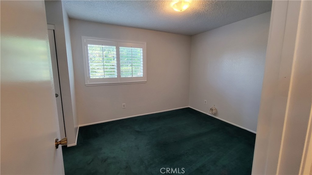 7368 Greenbriar Place Property Photo 13