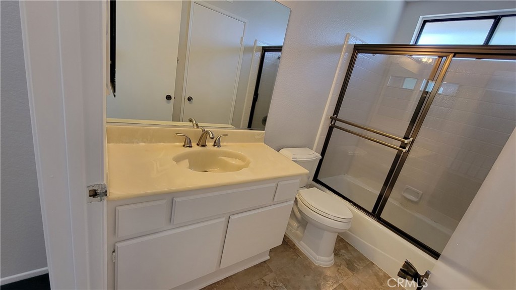 7368 Greenbriar Place Property Photo 27