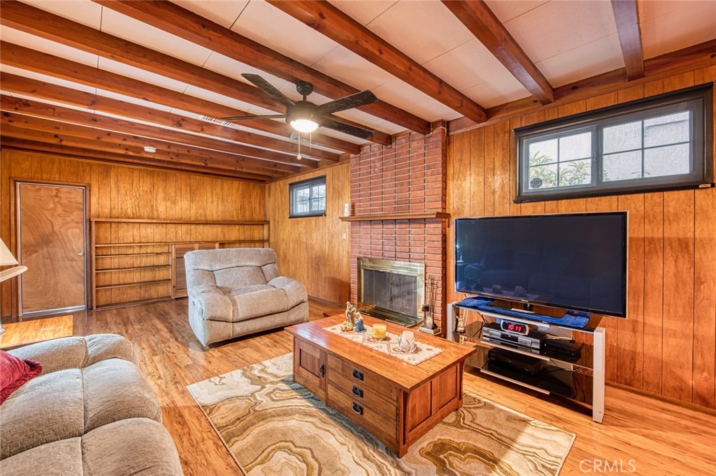 3670 N Sierra Way Property Photo 13