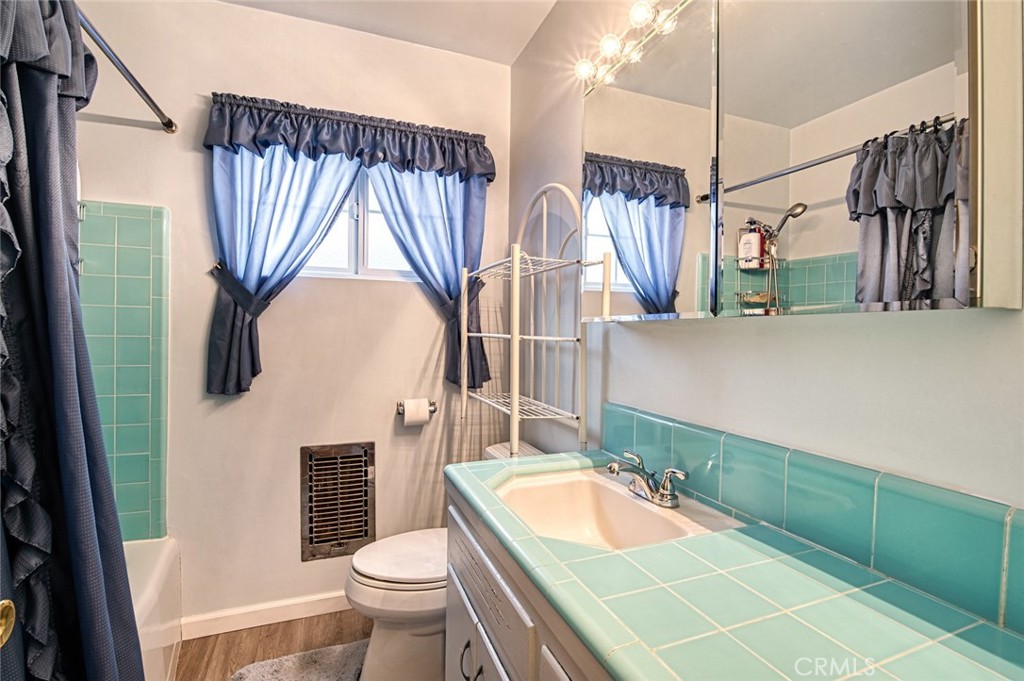 3670 N Sierra Way Property Photo 17