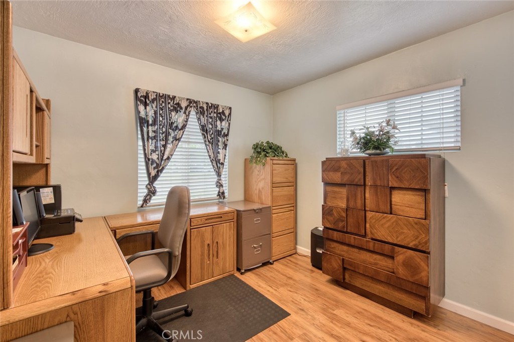 3670 N Sierra Way Property Photo 18