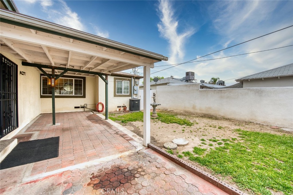 3670 N Sierra Way Property Photo 19