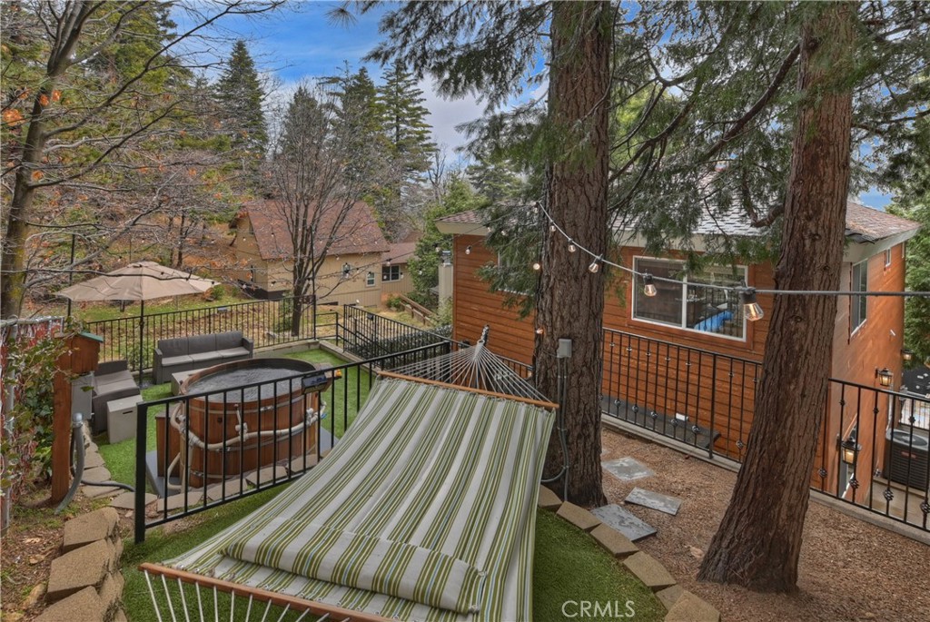 844 Virginia Court Property Photo 4