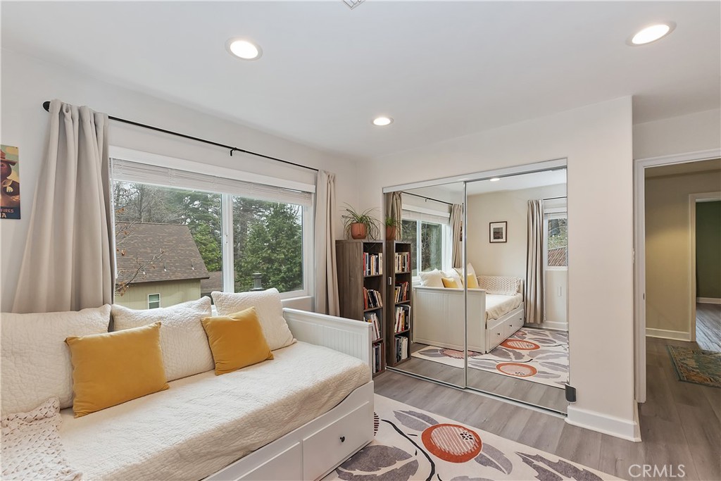 844 Virginia Court Property Photo 32