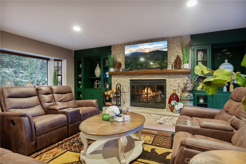 31353 Lightfoot Way Property Photo 1