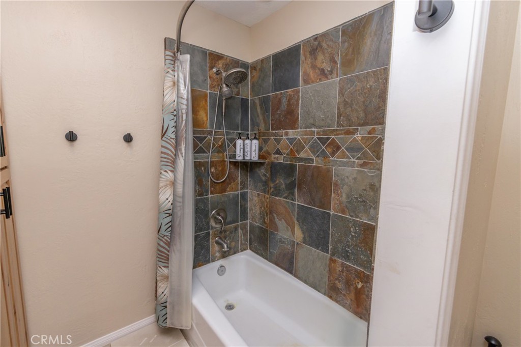 620 Villa Grove Avenue Property Photo 26