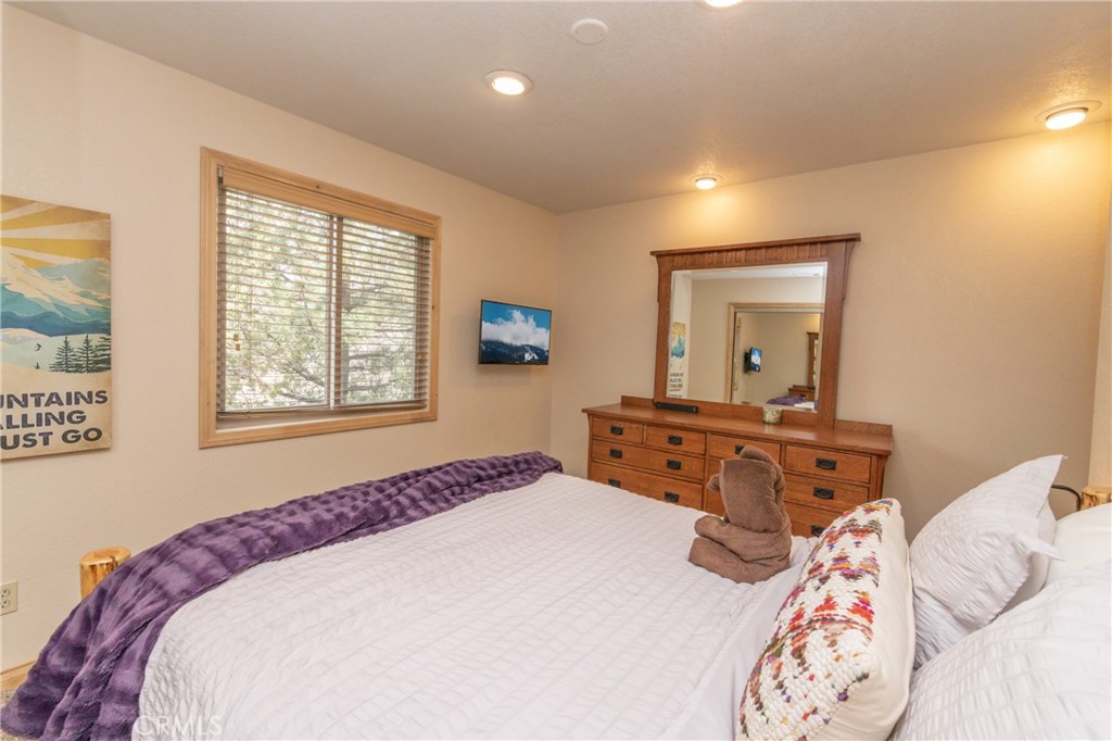 620 Villa Grove Avenue Property Photo 35