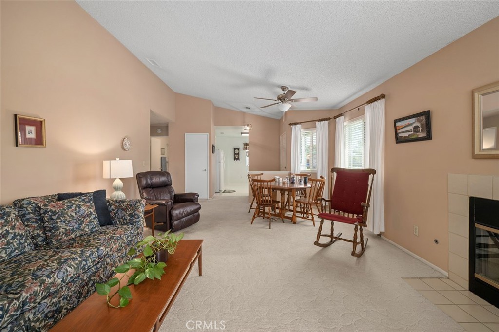 7138 Devon Avenue Property Photo 9