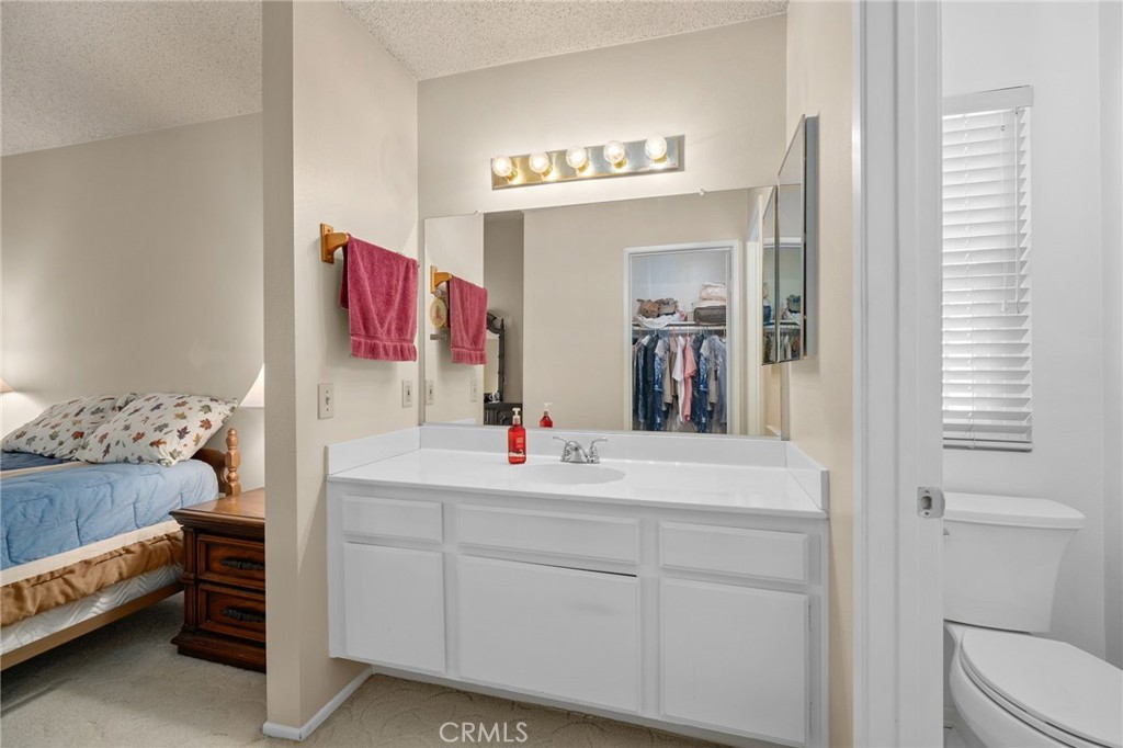 7138 Devon Avenue Property Photo 19