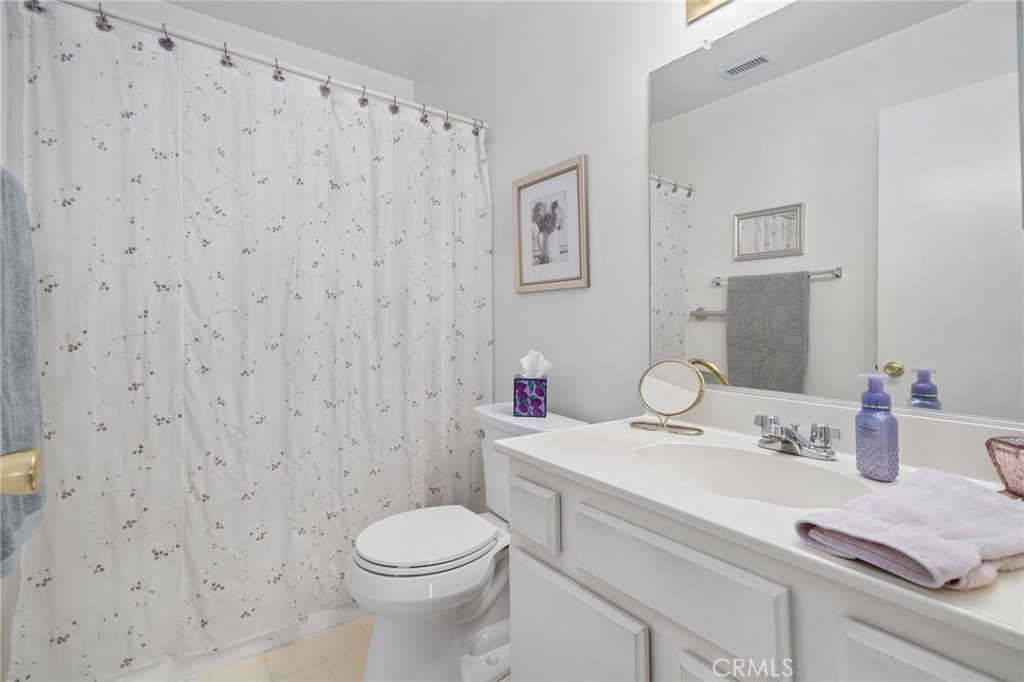 7138 Devon Avenue Property Photo 23