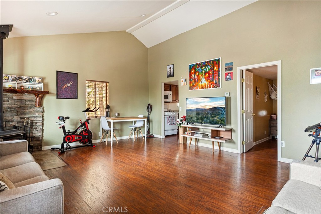 31662 Panorama Drive Property Photo 4