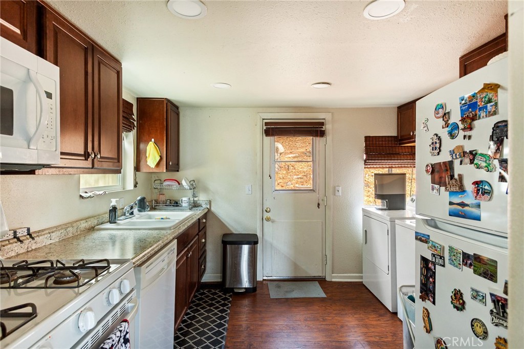 31662 Panorama Drive Property Photo 7