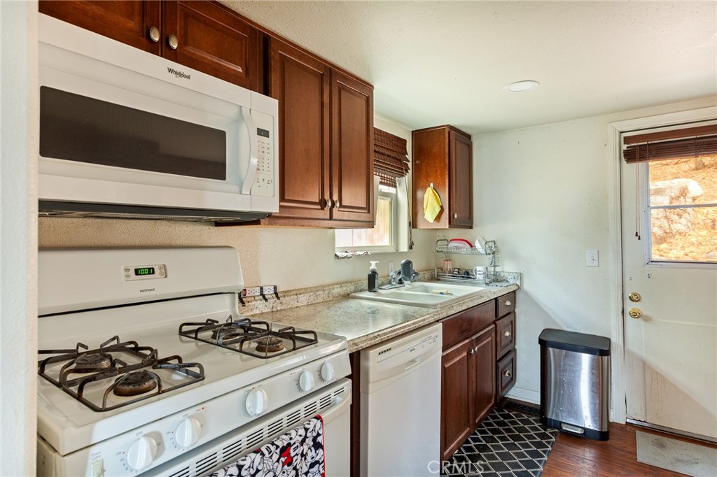 31662 Panorama Drive Property Photo 8