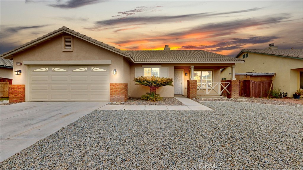 11850 Star Street Property Photo 2