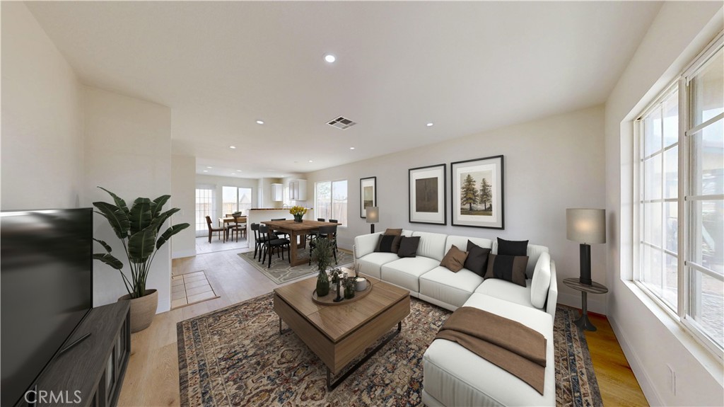 11850 Star Street Property Photo 4