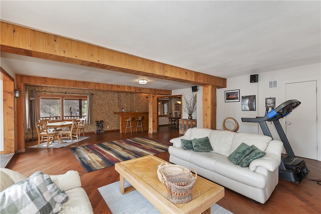 39128 North Shore Property Photo 10