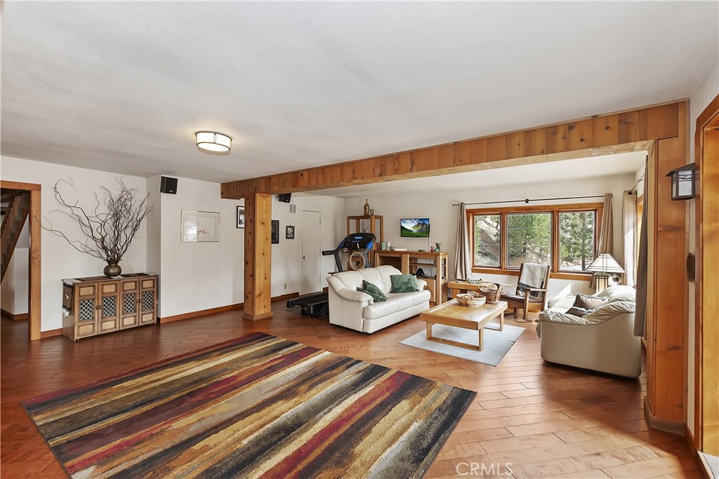 39128 North Shore Property Photo 11