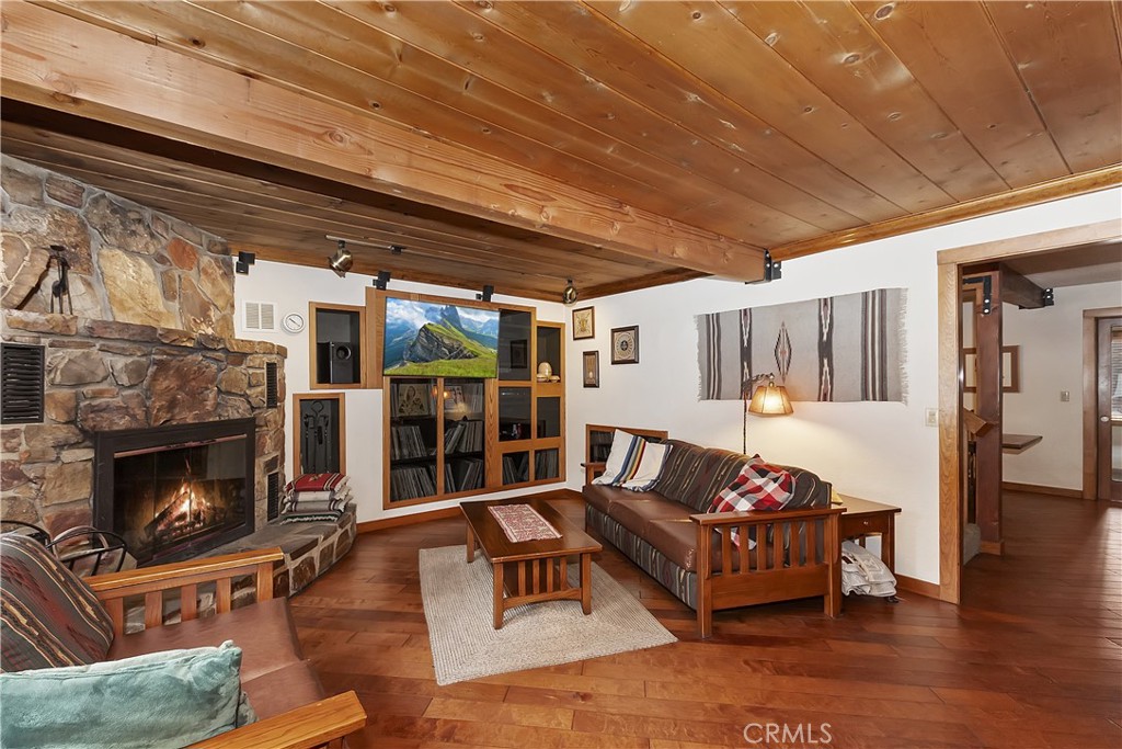 39128 North Shore Property Photo 16