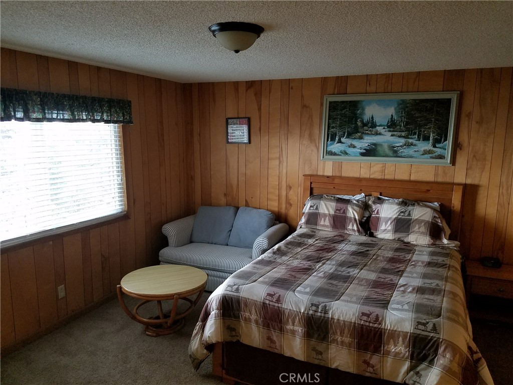 30748 Knoll View Drive Property Photo 8
