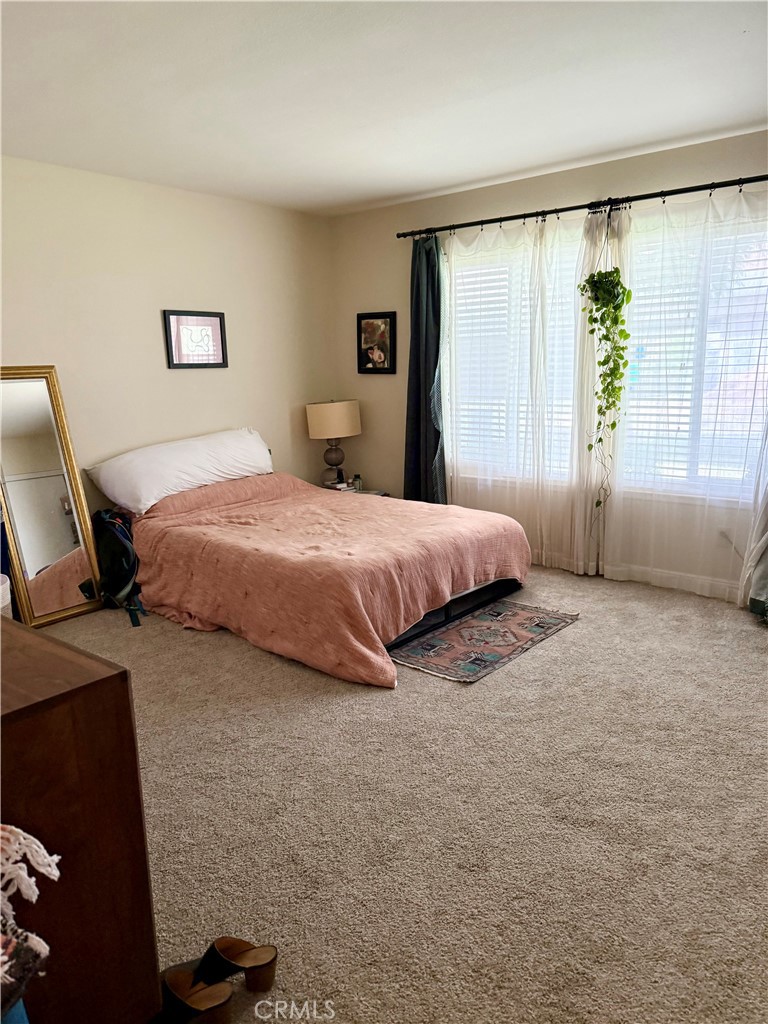 1060 Ardmore Circle Property Photo 8