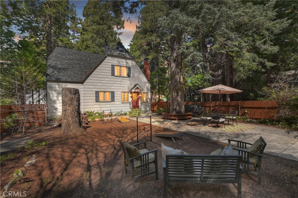 190 Cedar Circle Property Photo 1