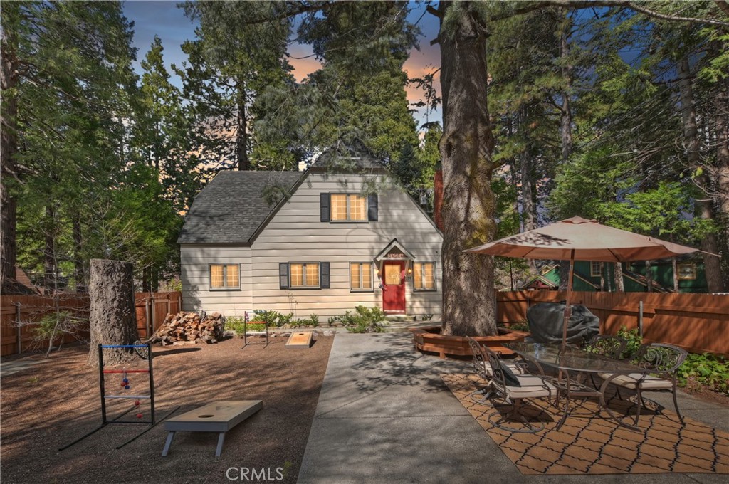 190 Cedar Circle Property Photo 2