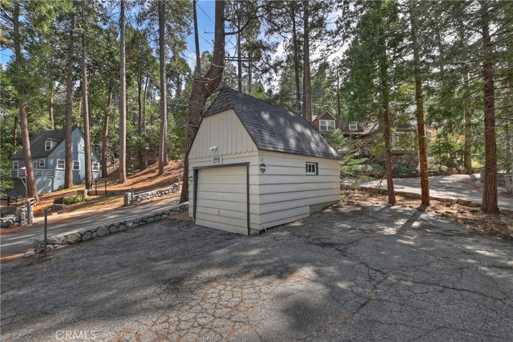190 Cedar Circle Property Photo 35