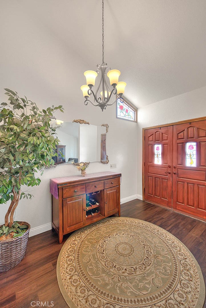 5573 N Stoddard Avenue Property Photo 4
