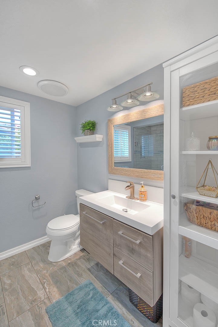 5573 N Stoddard Avenue Property Photo 19