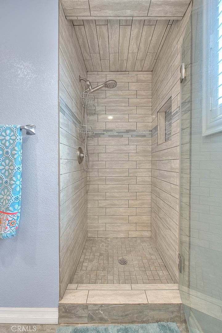 5573 N Stoddard Avenue Property Photo 22