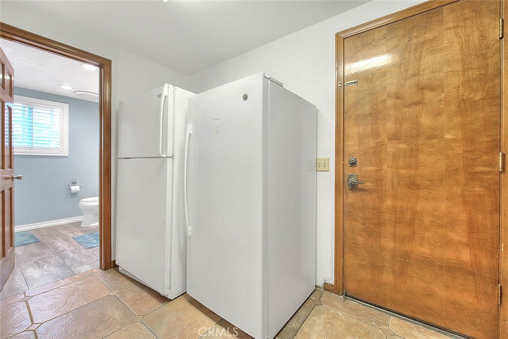 5573 N Stoddard Avenue Property Photo 24
