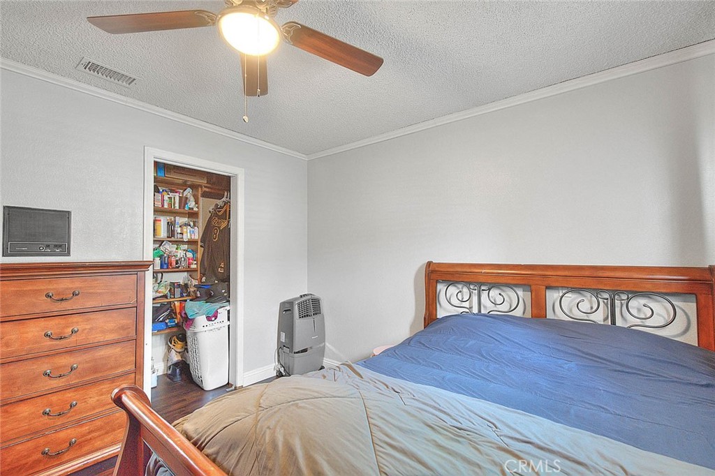 5573 N Stoddard Avenue Property Photo 34