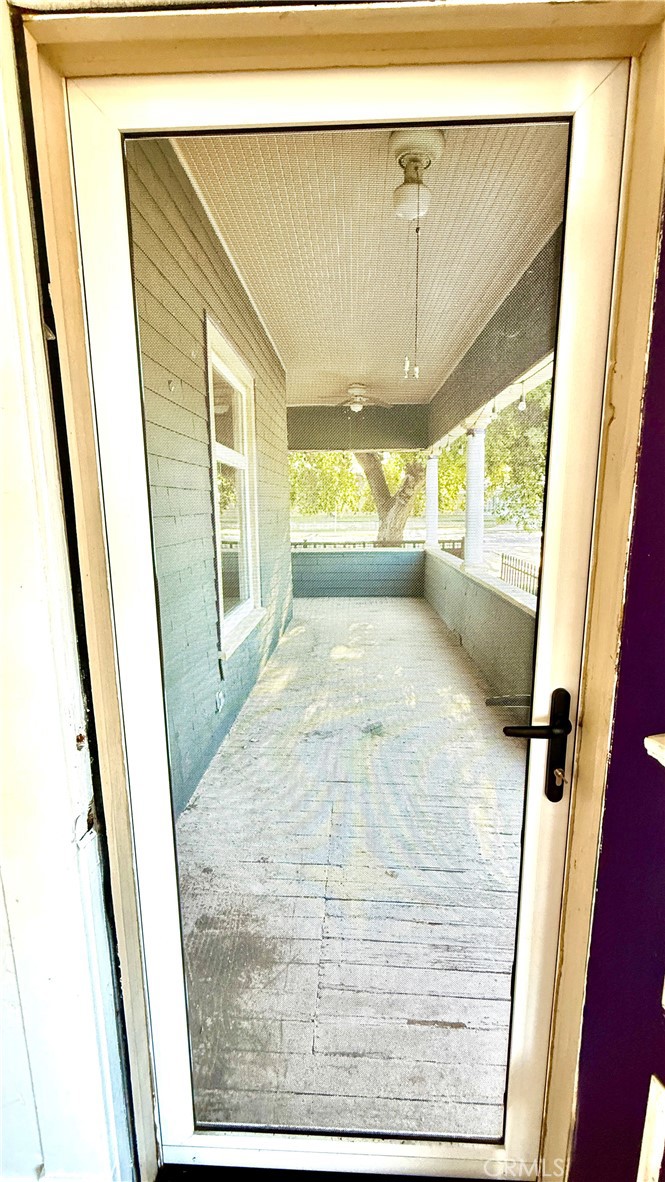 721 E State Street Property Photo 26