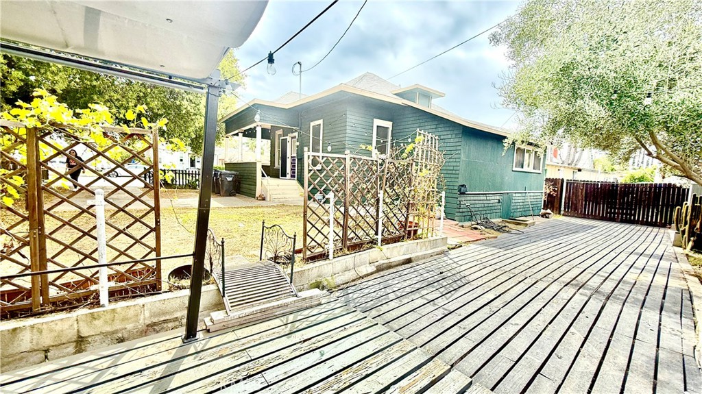 721 E State Street Property Photo 29