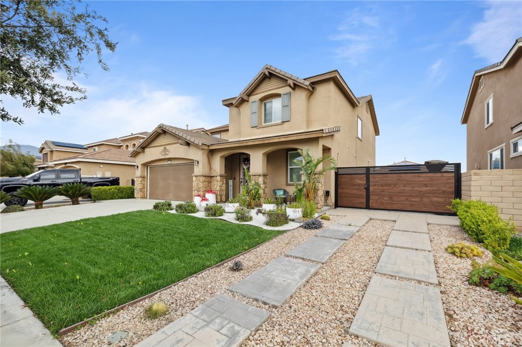 17961 Valerian Way Property Photo 3