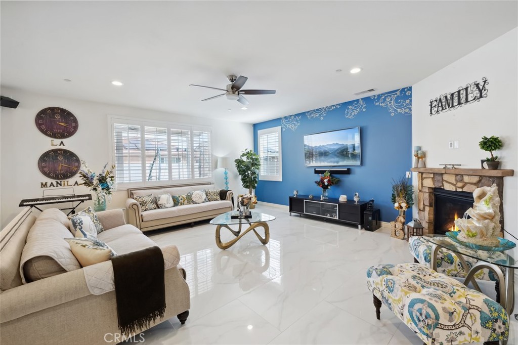 17961 Valerian Way Property Photo 8