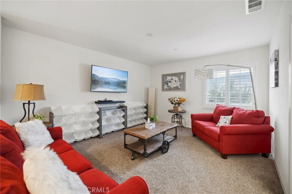 17961 Valerian Way Property Photo 21