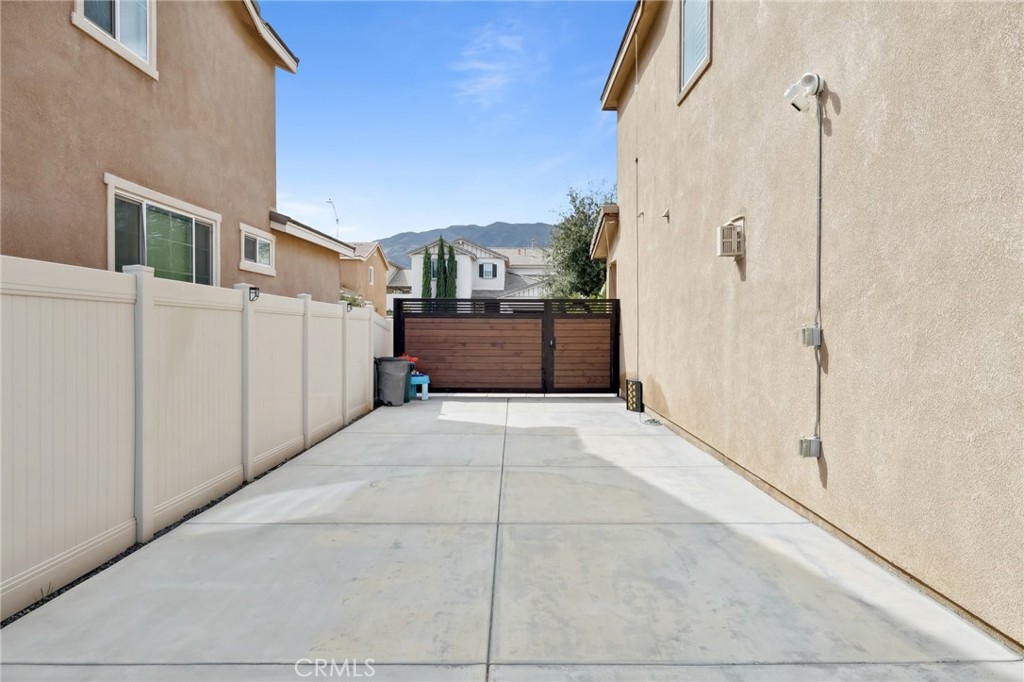 17961 Valerian Way Property Photo 36