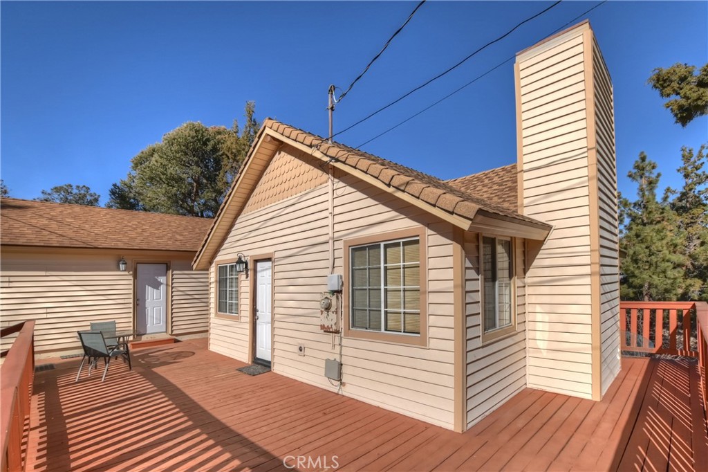 194 Santa Barbara Avenue Property Photo 2