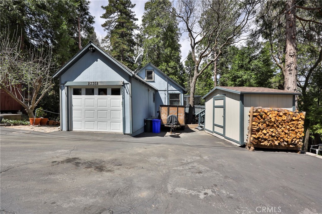 23352 Outlook Lane Property Photo 1