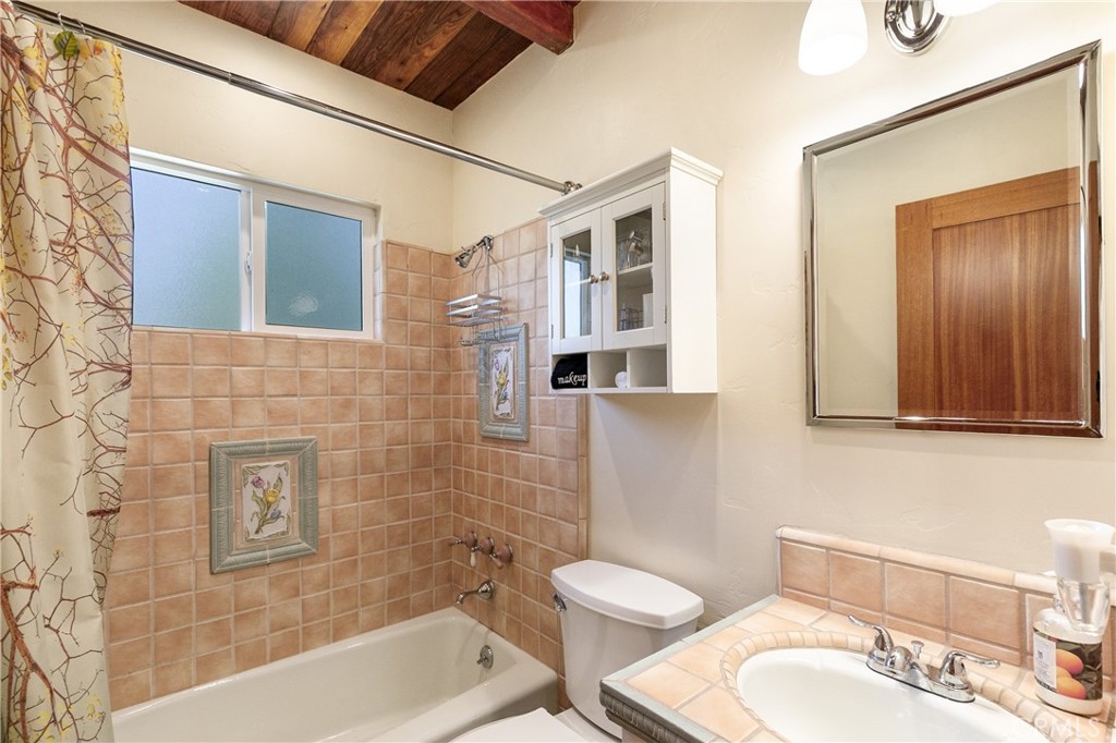 28916 North Shore Road Property Photo 17