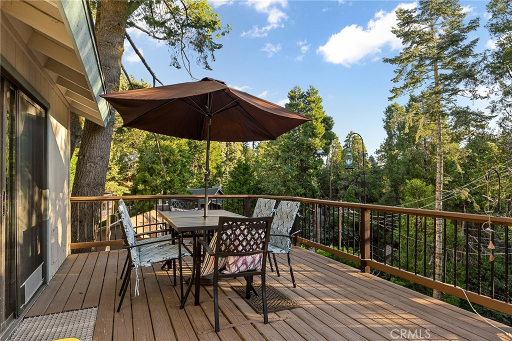 707 Virginia Court Property Photo 10