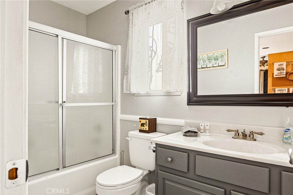707 Virginia Court Property Photo 15