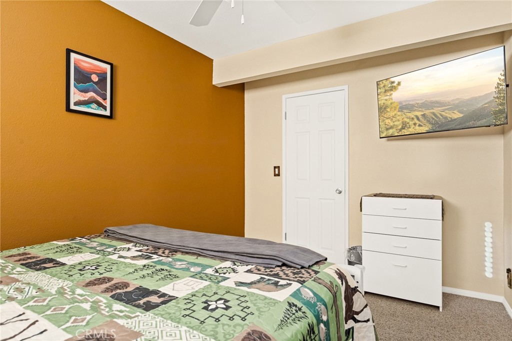 707 Virginia Court Property Photo 17
