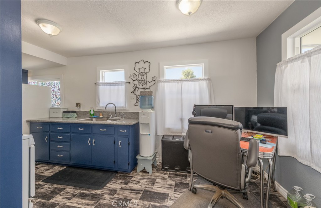 11992 1st Street Property Photo 4
