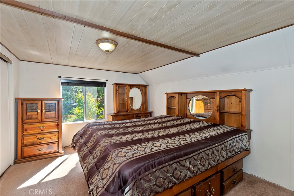 863 Oak Road Property Photo 14