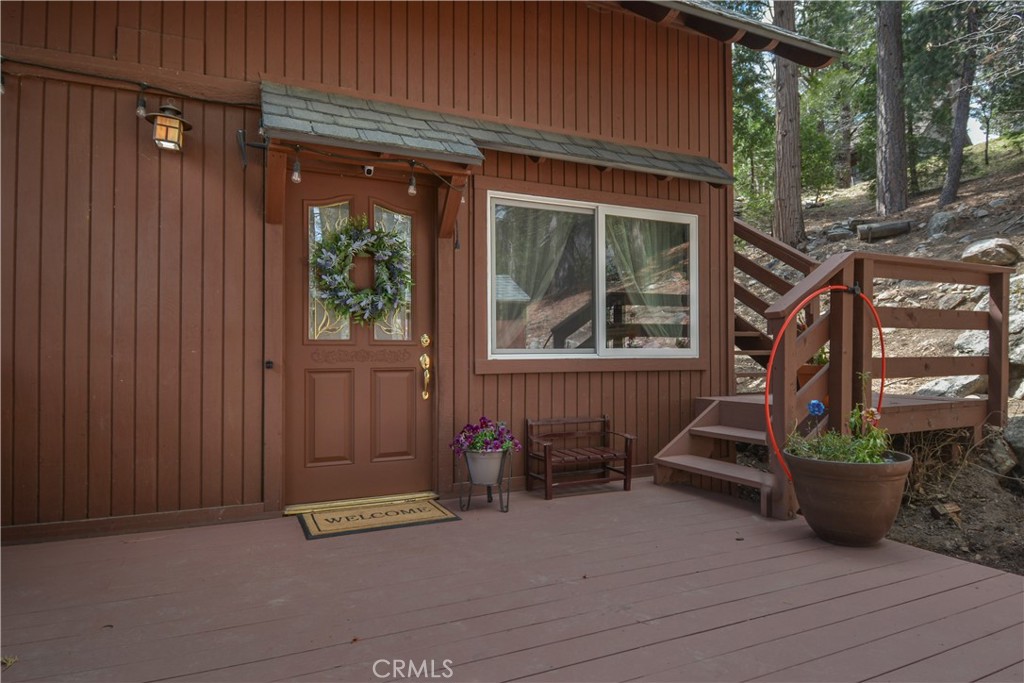 458 Clubhouse Drive Property Photo 2