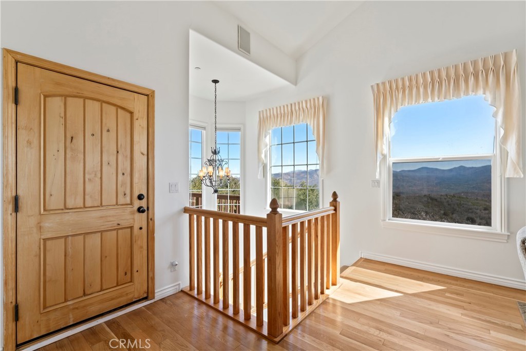 29083 Mammoth Drive Property Photo 3