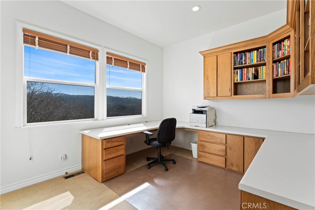 29083 Mammoth Drive Property Photo 16