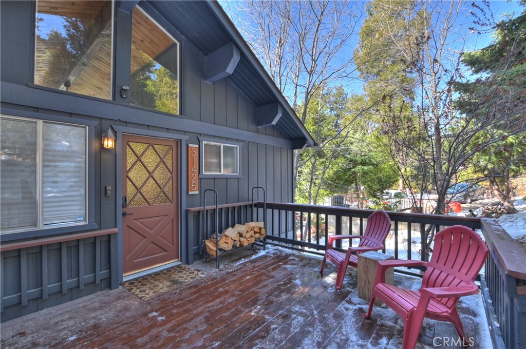 31425 Circle View Drive Property Photo 3